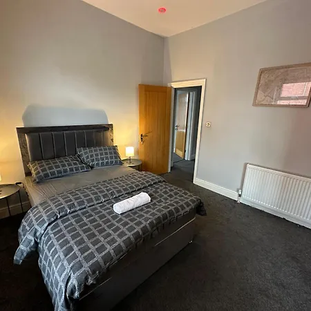 Rooms In Stockport Road-3